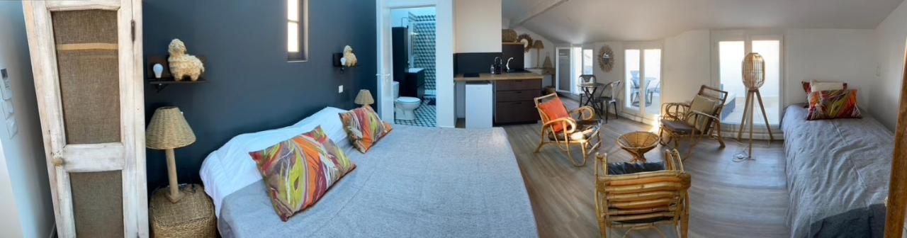 Les Nuits Etoilees, Studio Terrasse Apercu Mer, Tres Lumineux, Ac, 100M Du Port Sanary Dış mekan fotoğraf